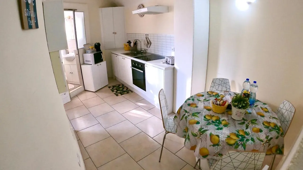 Casa Vacanze Limoni Mentone